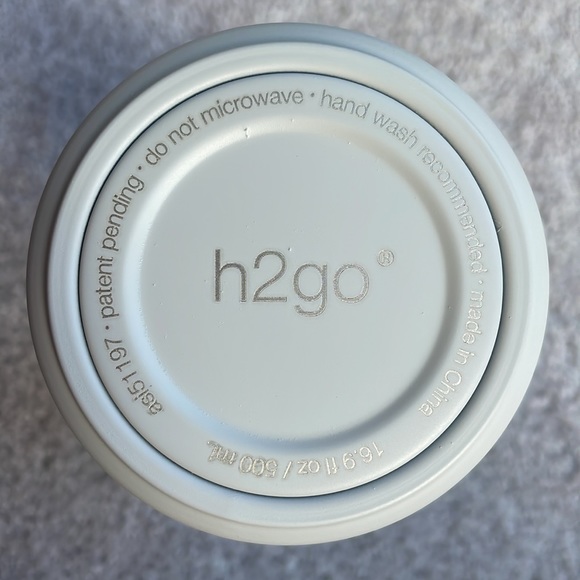 NWT Poshmark Insulated Tumbler - Picture 7 of 10